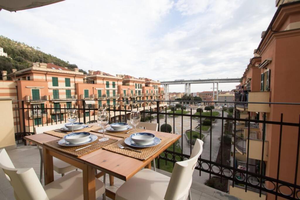 Appartamento Ristrutturato Con Terrazzo วาราซเซ ภายนอก รูปภาพ
