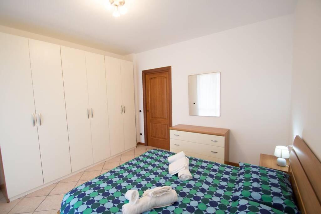 Appartamento Ristrutturato Con Terrazzo วาราซเซ ภายนอก รูปภาพ